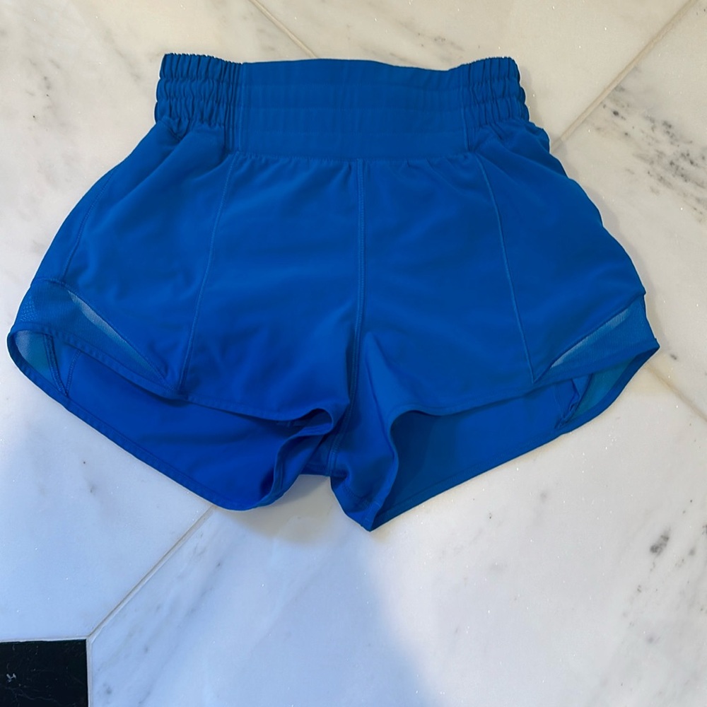 Lululemon Hotty Hot Shorts, Size 0